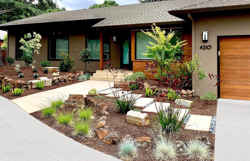 Front Garden Front Garden